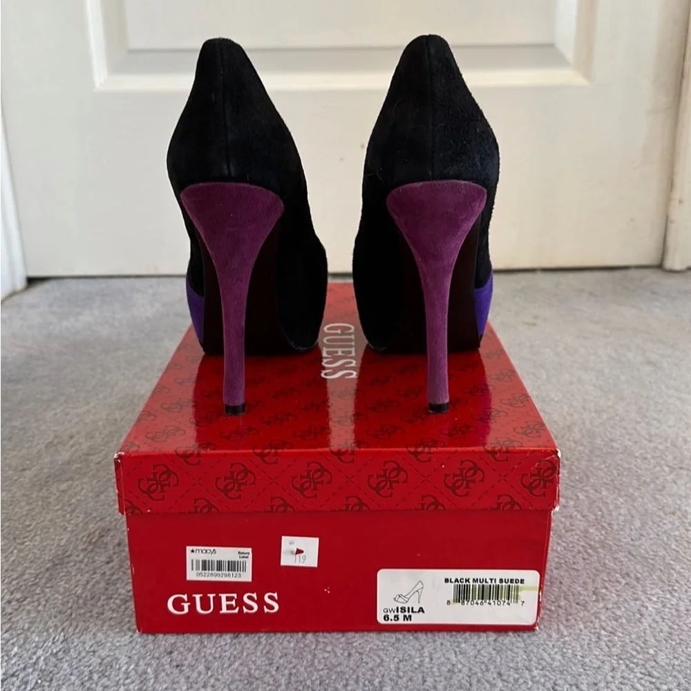 Guess Heels - Picture 3 of 5